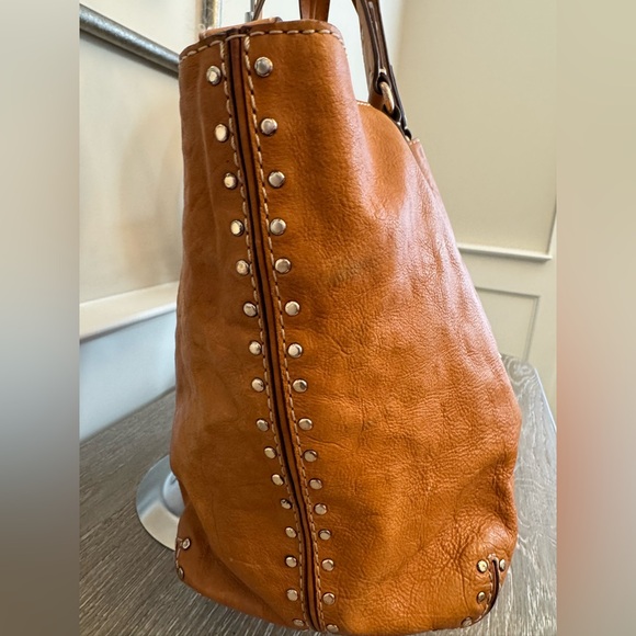 Michael Kors shoulder bag. - Picture 7 of 13